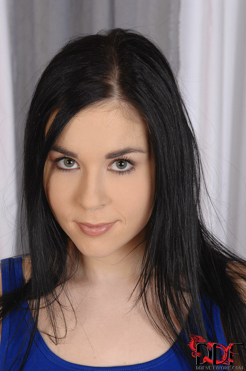 Танечка, 32 года, 0 размер груди